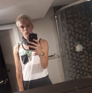 Meet your Posher, Cody